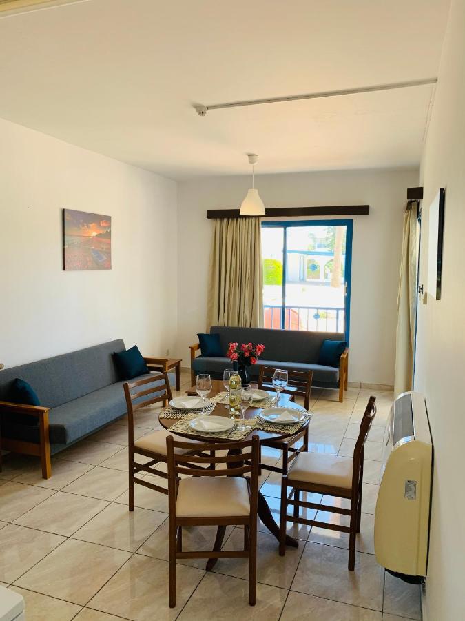 Kefalonitis Hotel Apartments パ フォス エクステリア 写真