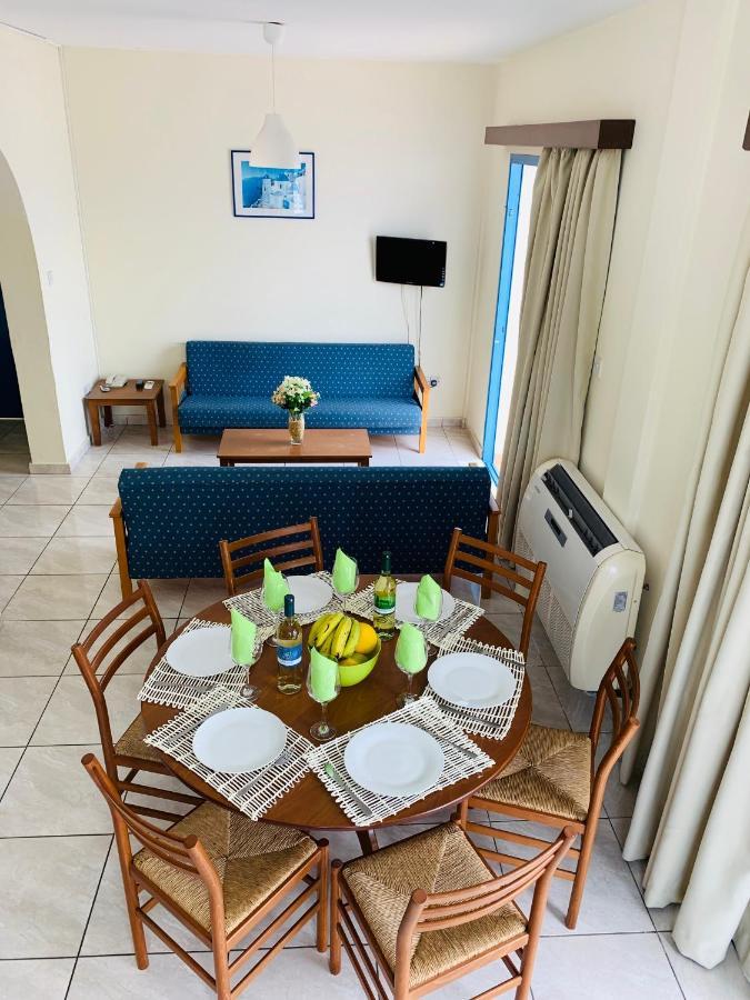 Kefalonitis Hotel Apartments パ フォス エクステリア 写真