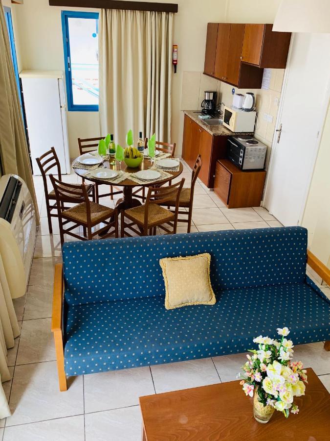 Kefalonitis Hotel Apartments パ フォス エクステリア 写真