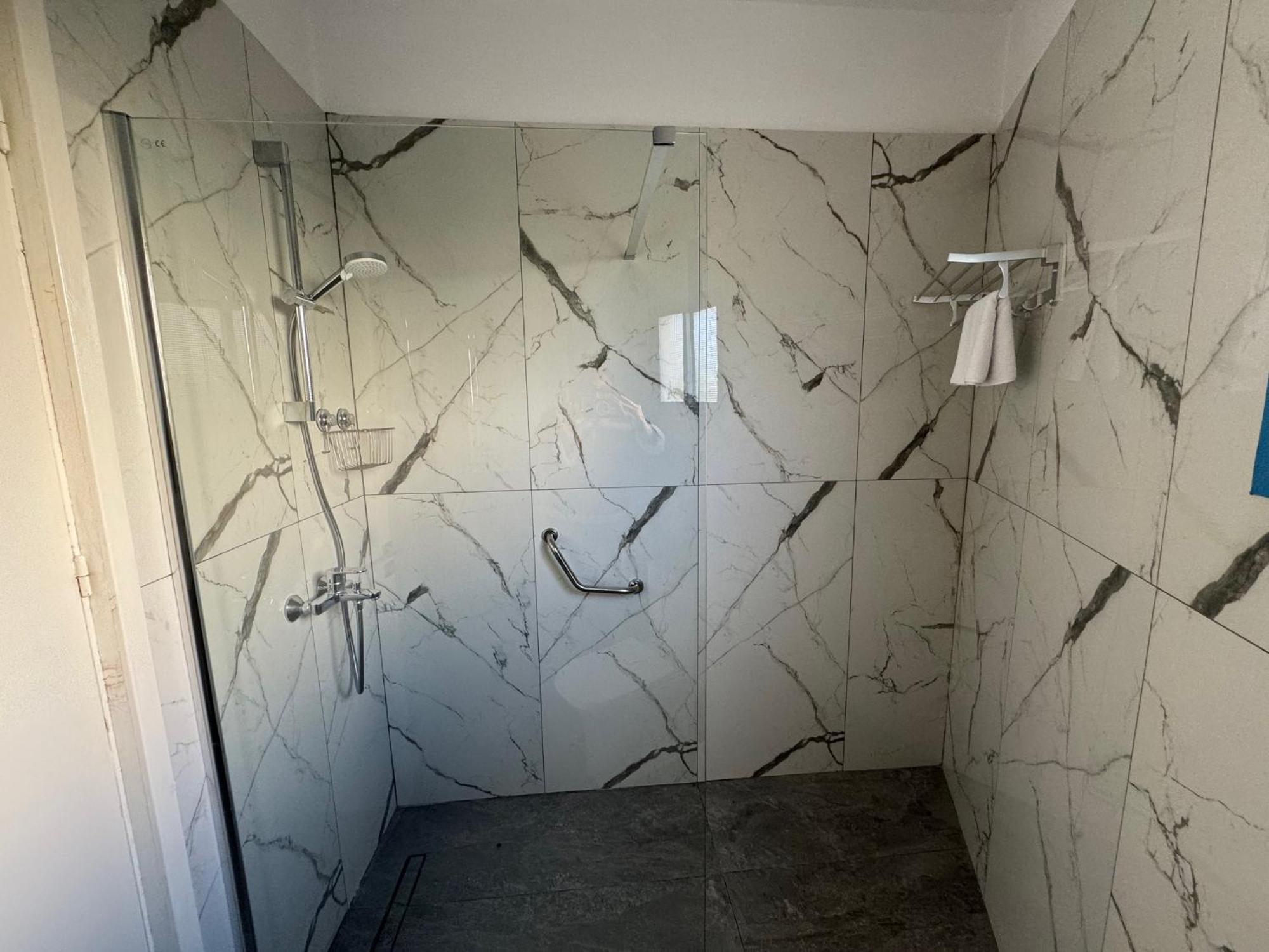 Kefalonitis Hotel Apartments パ フォス エクステリア 写真